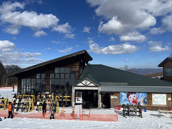 ■●在庫セール【新宿発着Cタイム】朝発日帰り 八千穂高原スキー場【滞在約6時間】3